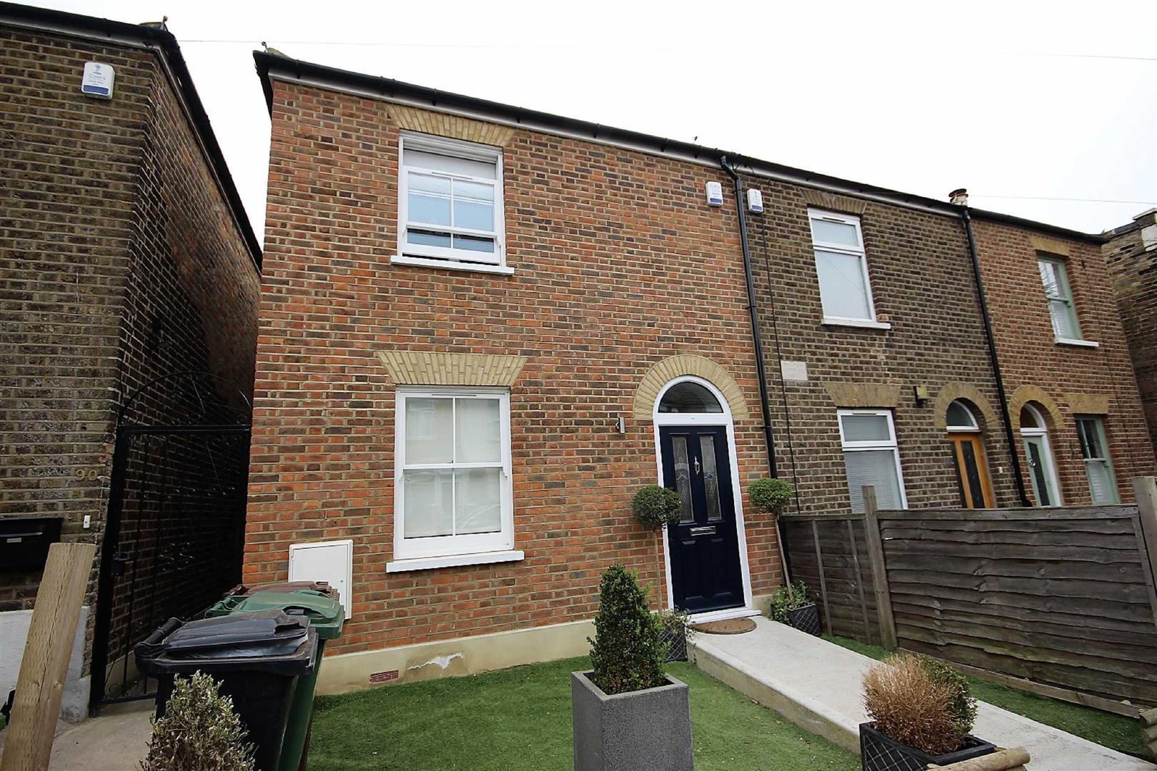 Property Image cda9af1e-1151-405e-87b6-41f9d32a560b