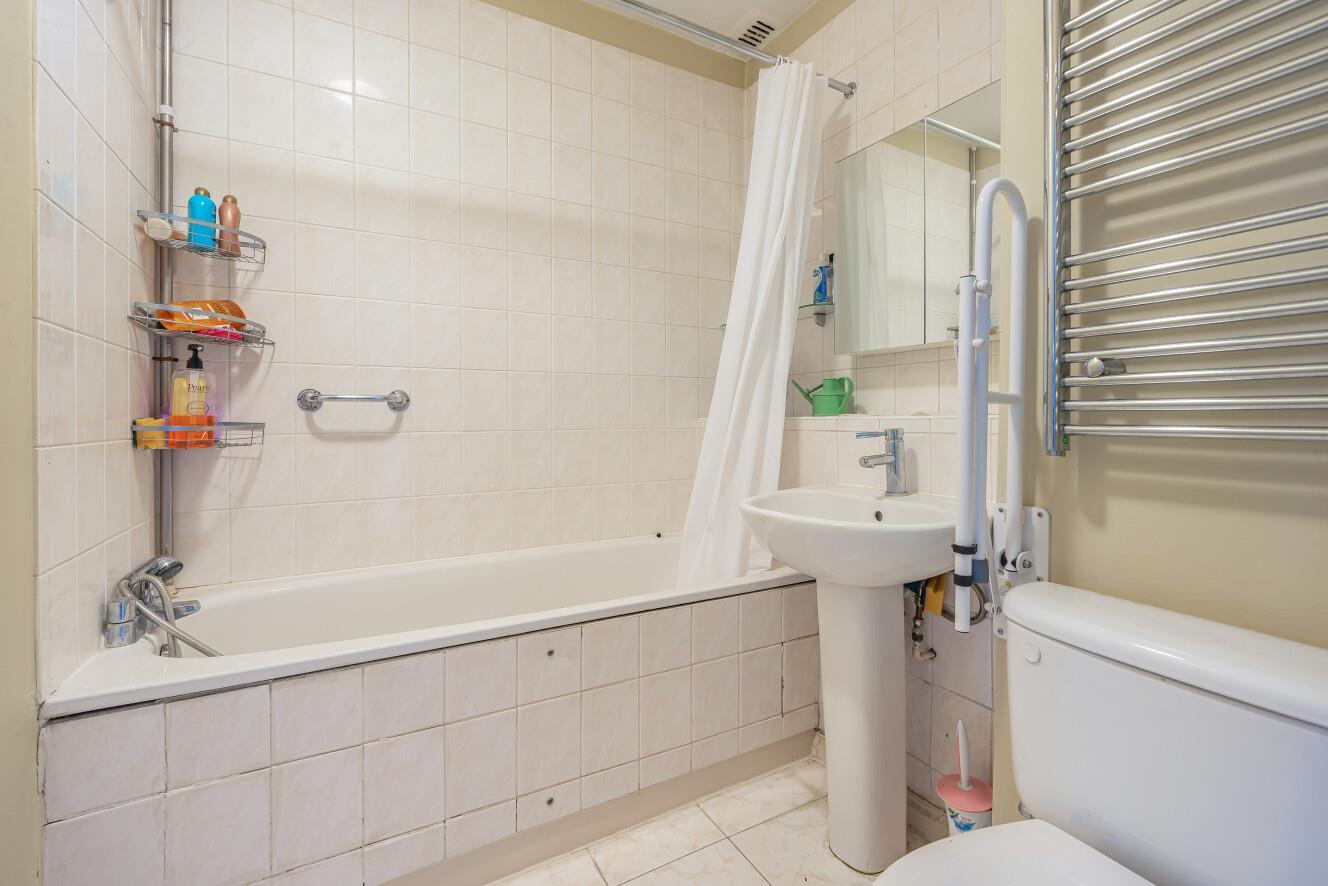 Property Image cdad1153-1979-43fa-8395-327124cadf7d