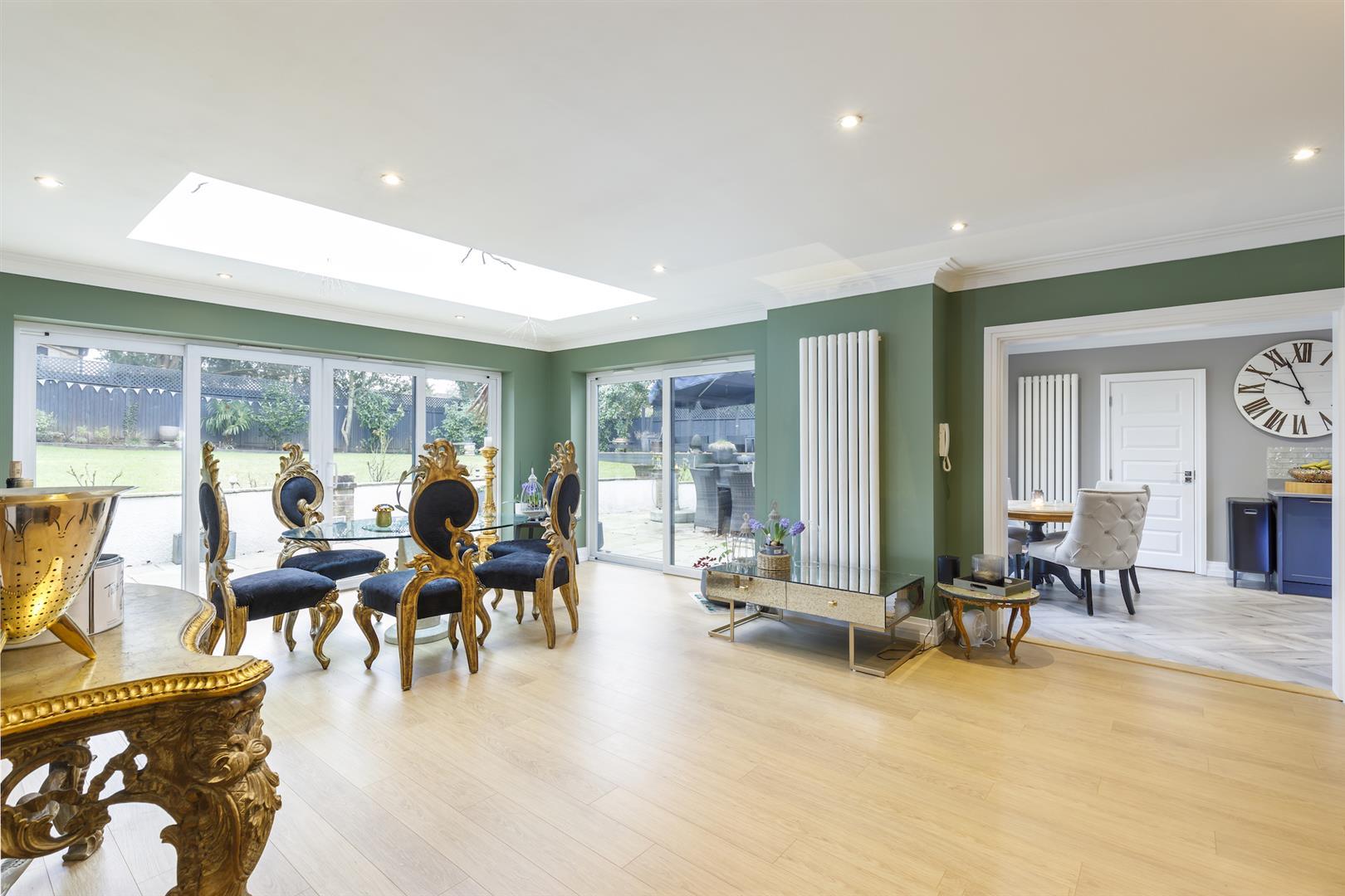 Property Image cdb7462e-cc08-4bf9-b456-d711aa56f35e