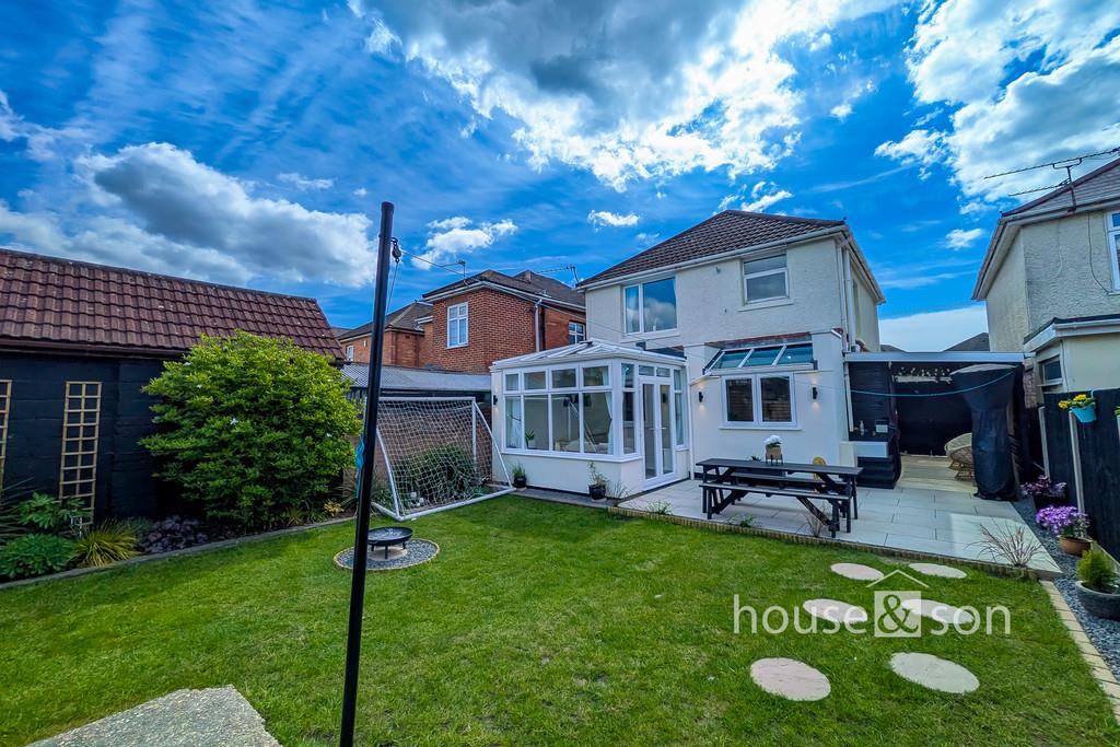 Property Image cdb88dad-e866-4df0-b2d6-efd74a3663d7