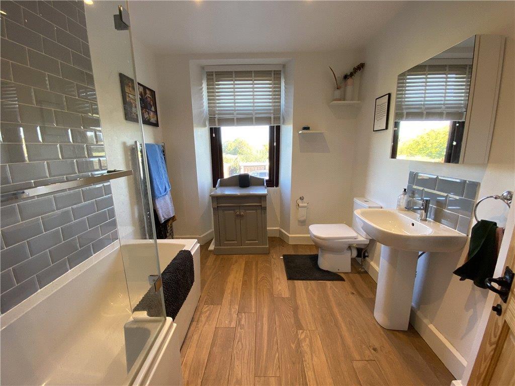 Property Image cdba83de-e4aa-43b2-85e0-77ffa46813ab