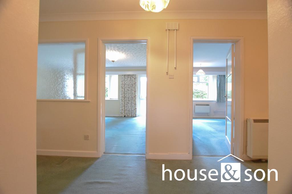 Property Image cdc15d71-a81a-4c46-9155-b81c852c8979