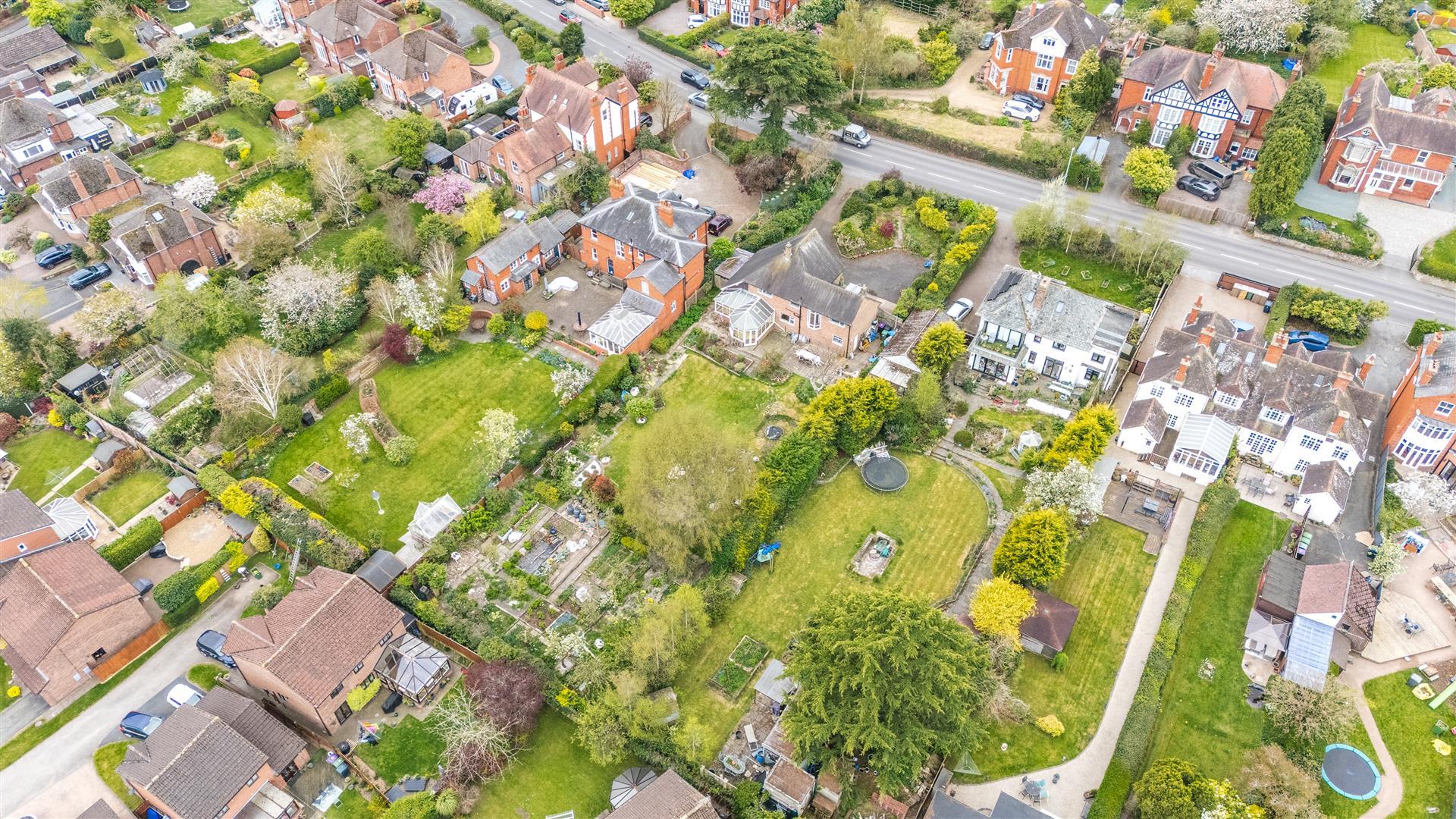 Property Image cdc8f516-579f-41be-89b8-396903d1d31b