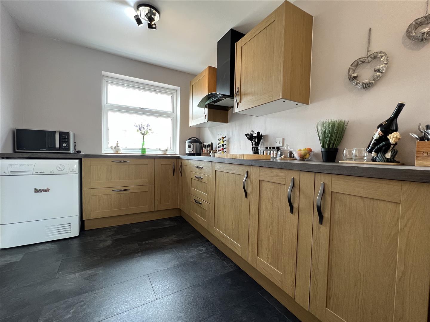 Property Image cdd502f6-a7a5-4353-bb9e-39f80a76d37b
