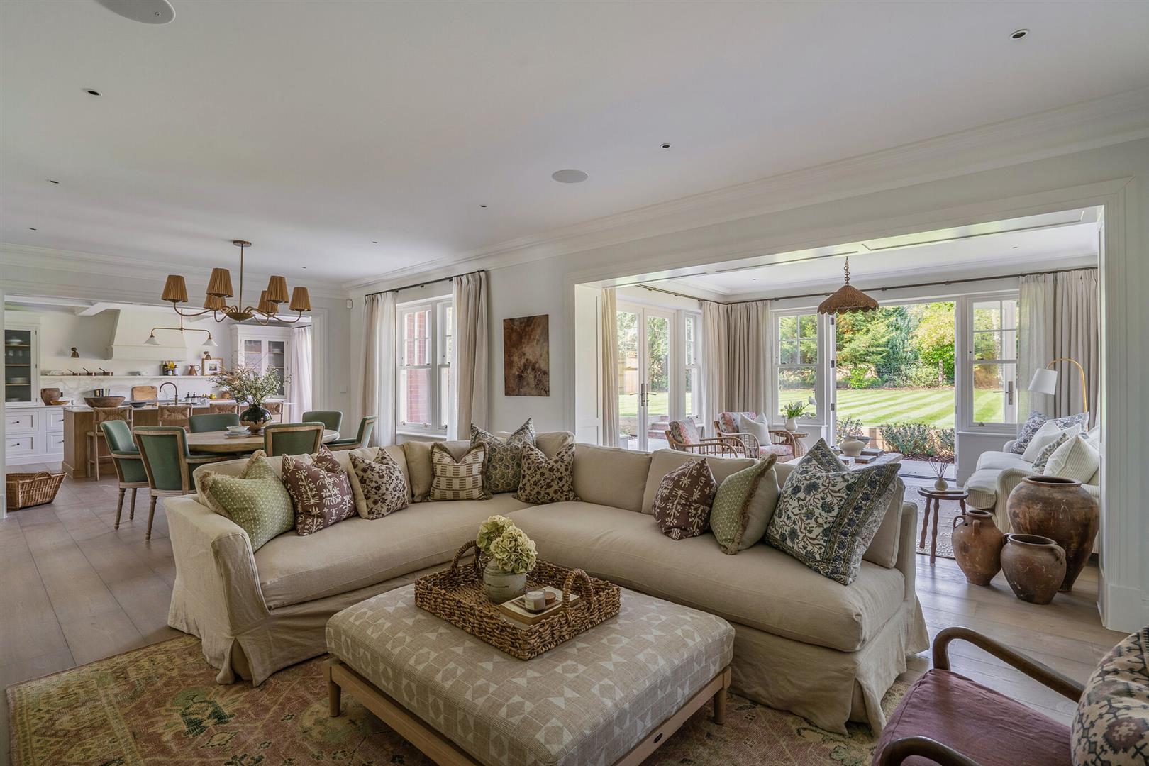 Property Image cdd89fa8-1b5f-4bee-bbd6-eeb4cd43c1be