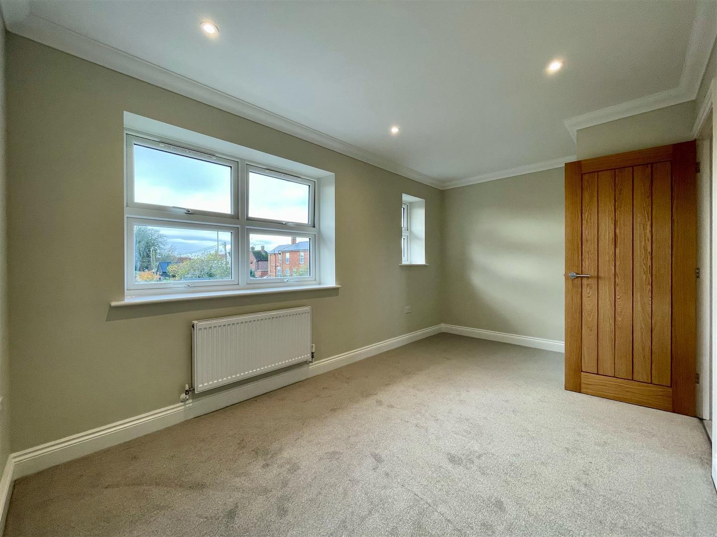 Property Image cddc0c4e-12e9-4331-bda5-d30a904abccd