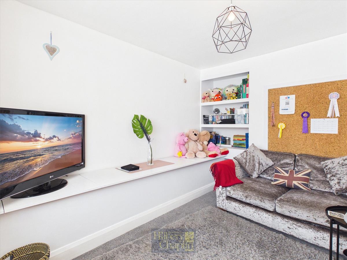 Property Image cddf3c07-35ba-47e9-9808-b82dd83300d0
