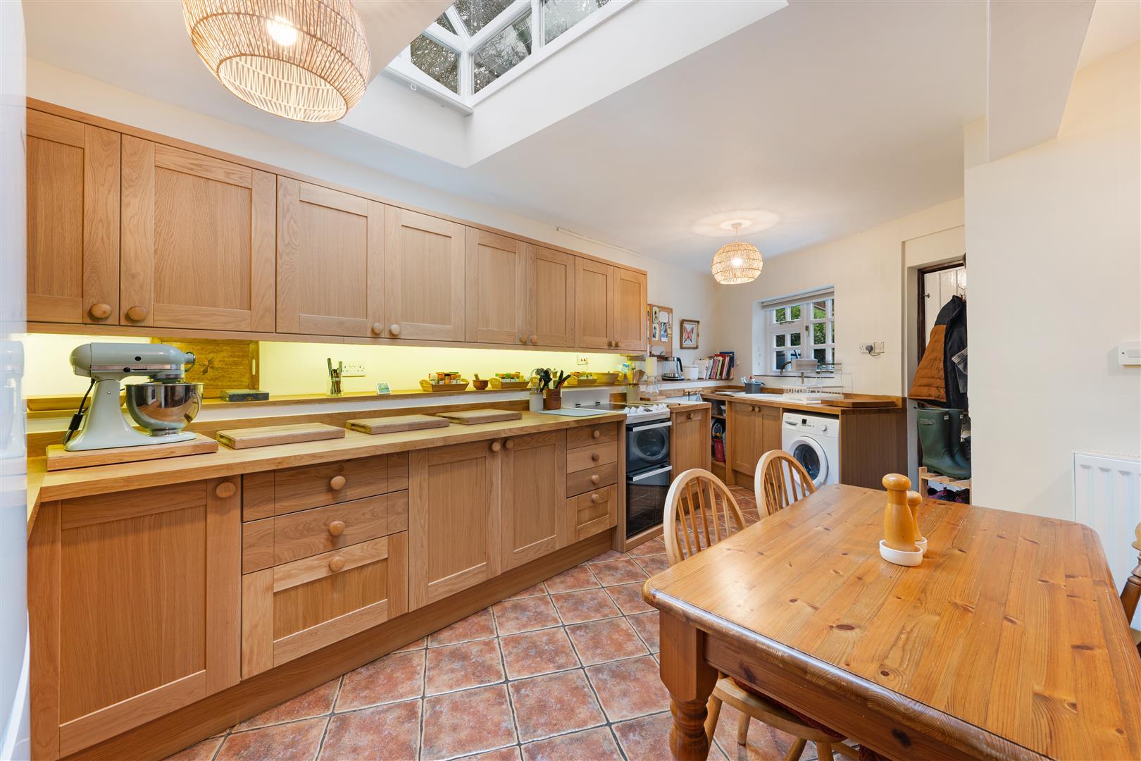 Property Image cde06944-bb25-4ead-b9df-ea6d6f24c239