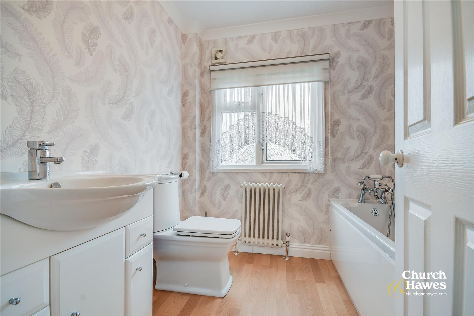 Property Image cdf0e3aa-7506-44d1-b03d-46d057d7e889
