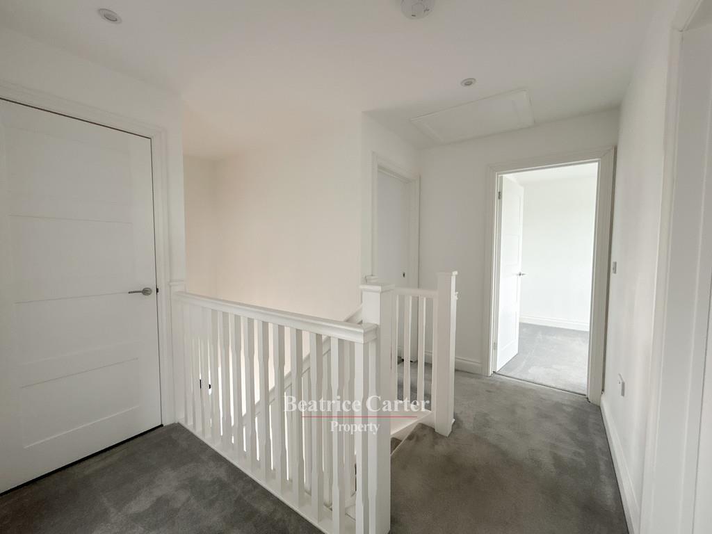 Property Image cdf79d8e-96bd-46e3-8190-014d6ab553ea