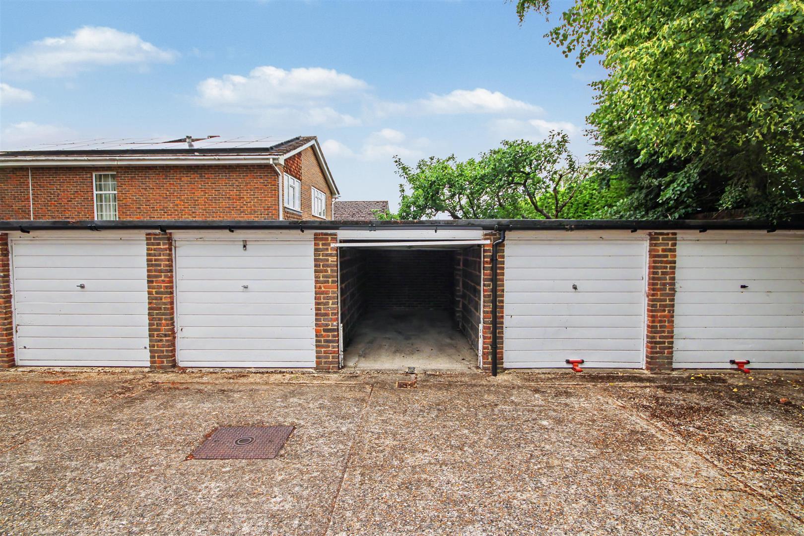 Property Image cdfa502b-3dc7-4178-b7c2-682c55cd8795