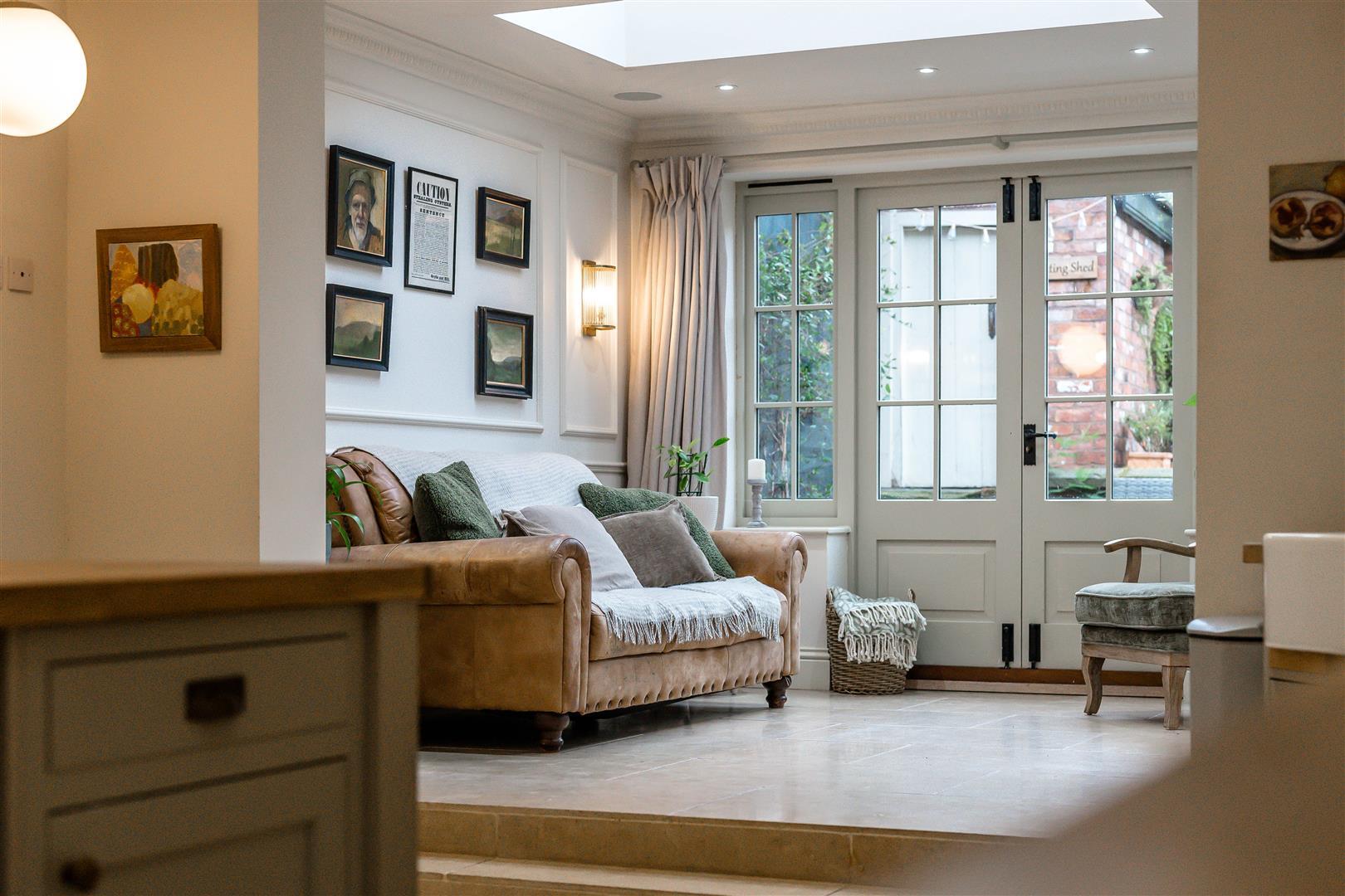 Property Image cdfbec32-8973-48a3-8bba-551417520c22