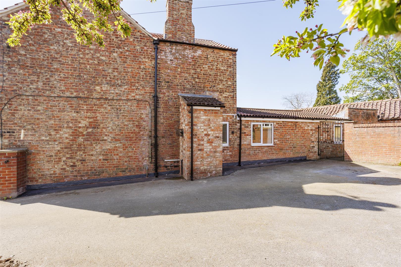 Property Image cdfc95fc-50ec-4a09-ac69-b6b86aacb3eb