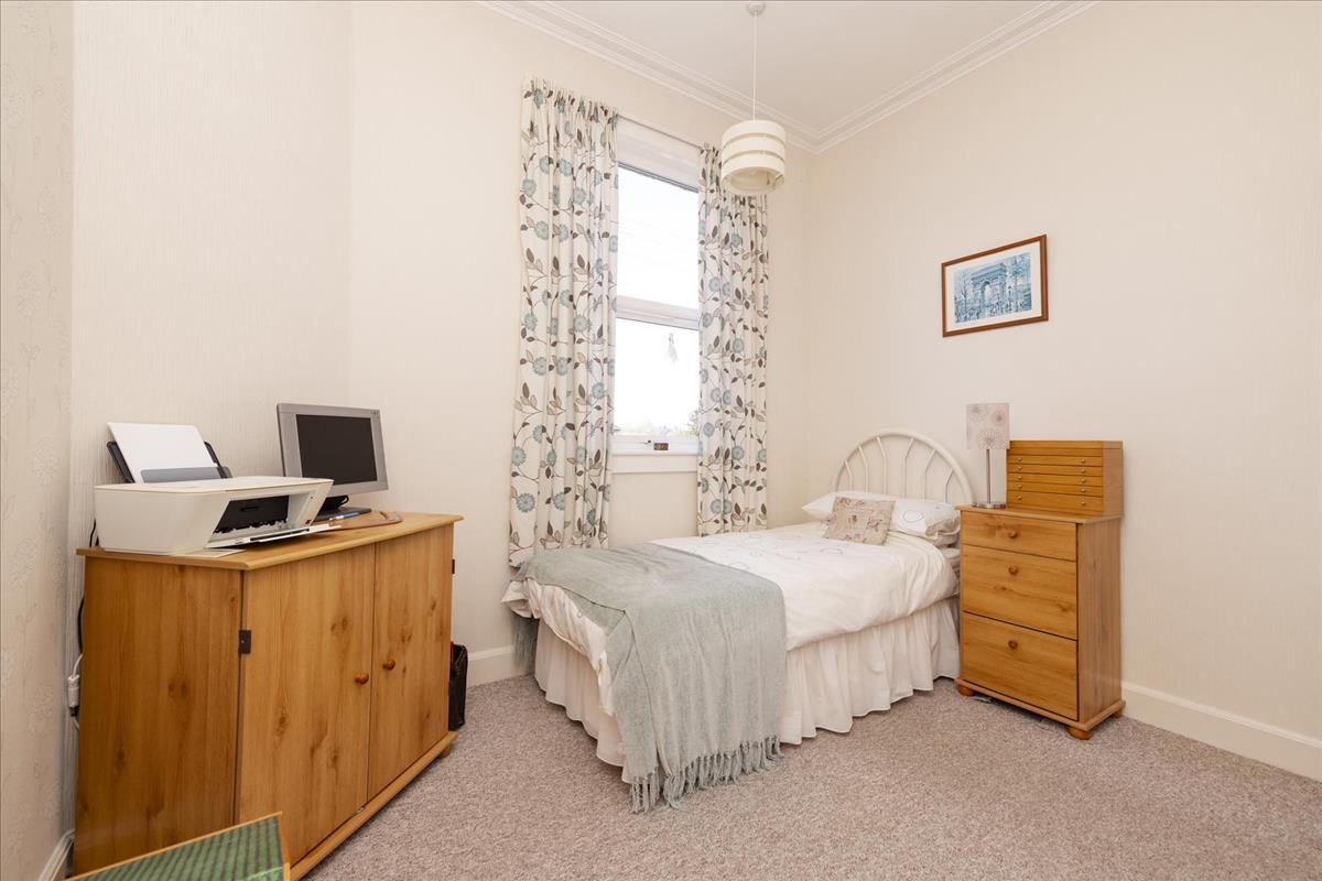 Property Image ce14c429-506a-4946-8627-616c39e30359