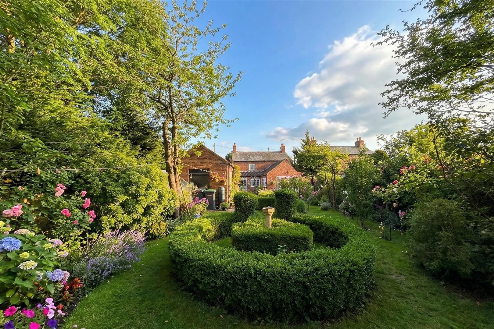 Property Image ce175c79-9f4c-4bf8-bd88-86c8751d7662
