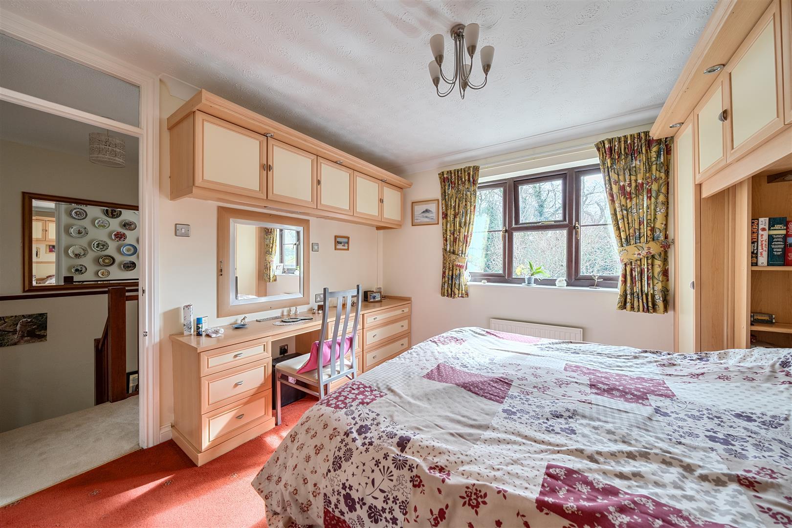 Property Image ce24b205-8822-44ef-8752-87e77174c3ca