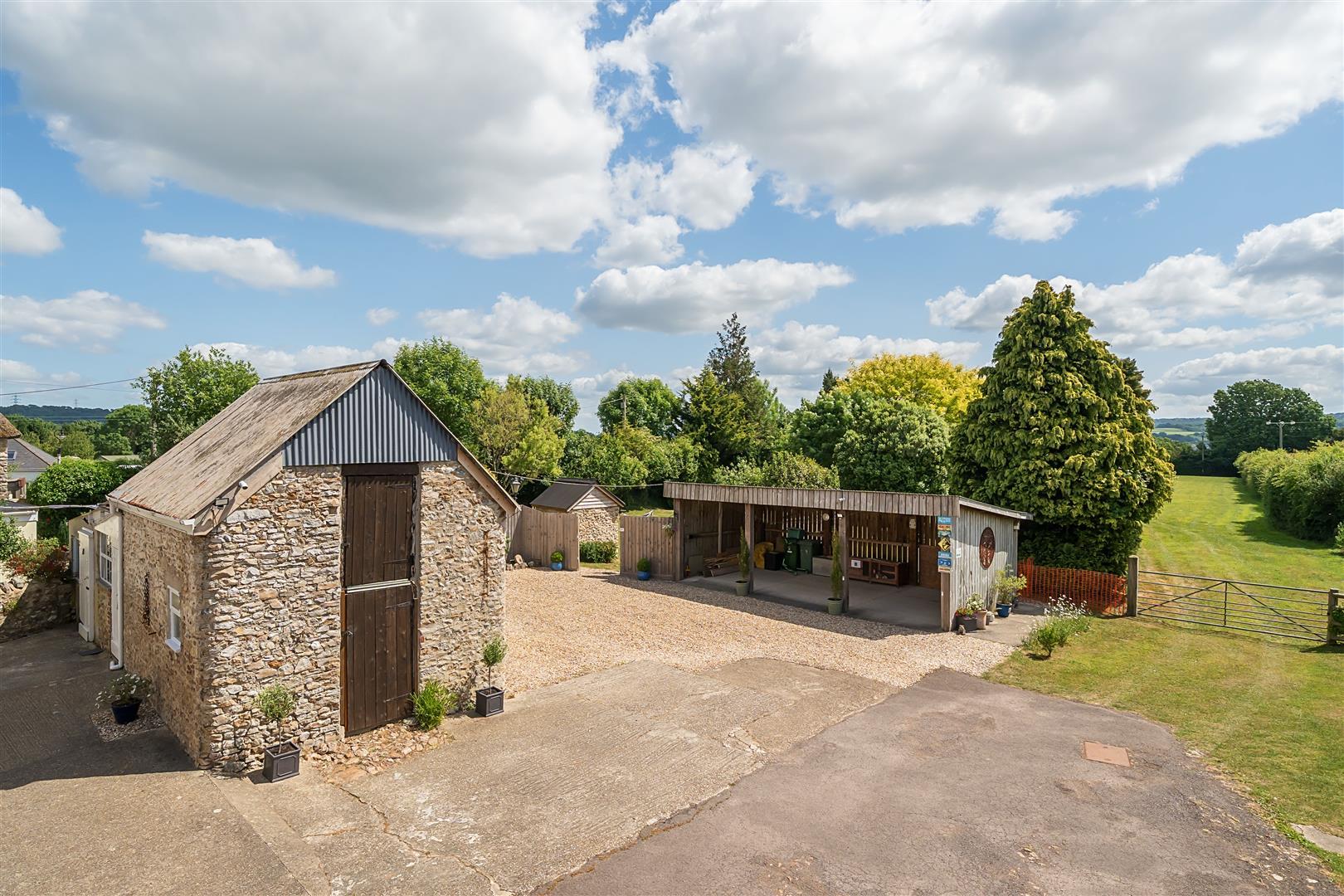 Property Image ce301629-2025-4784-b02d-4832d1cd1c08