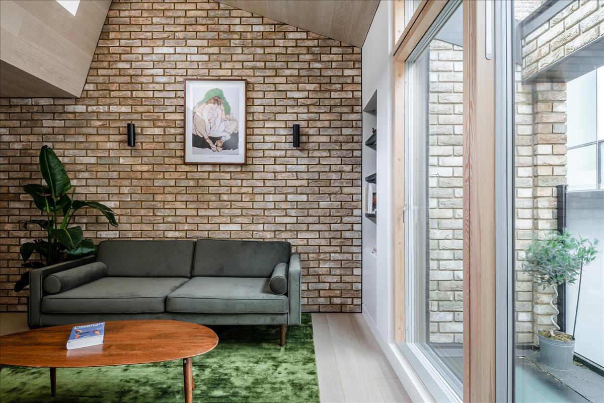 Three bed mews house development with architecturally designed interiors for rent e2