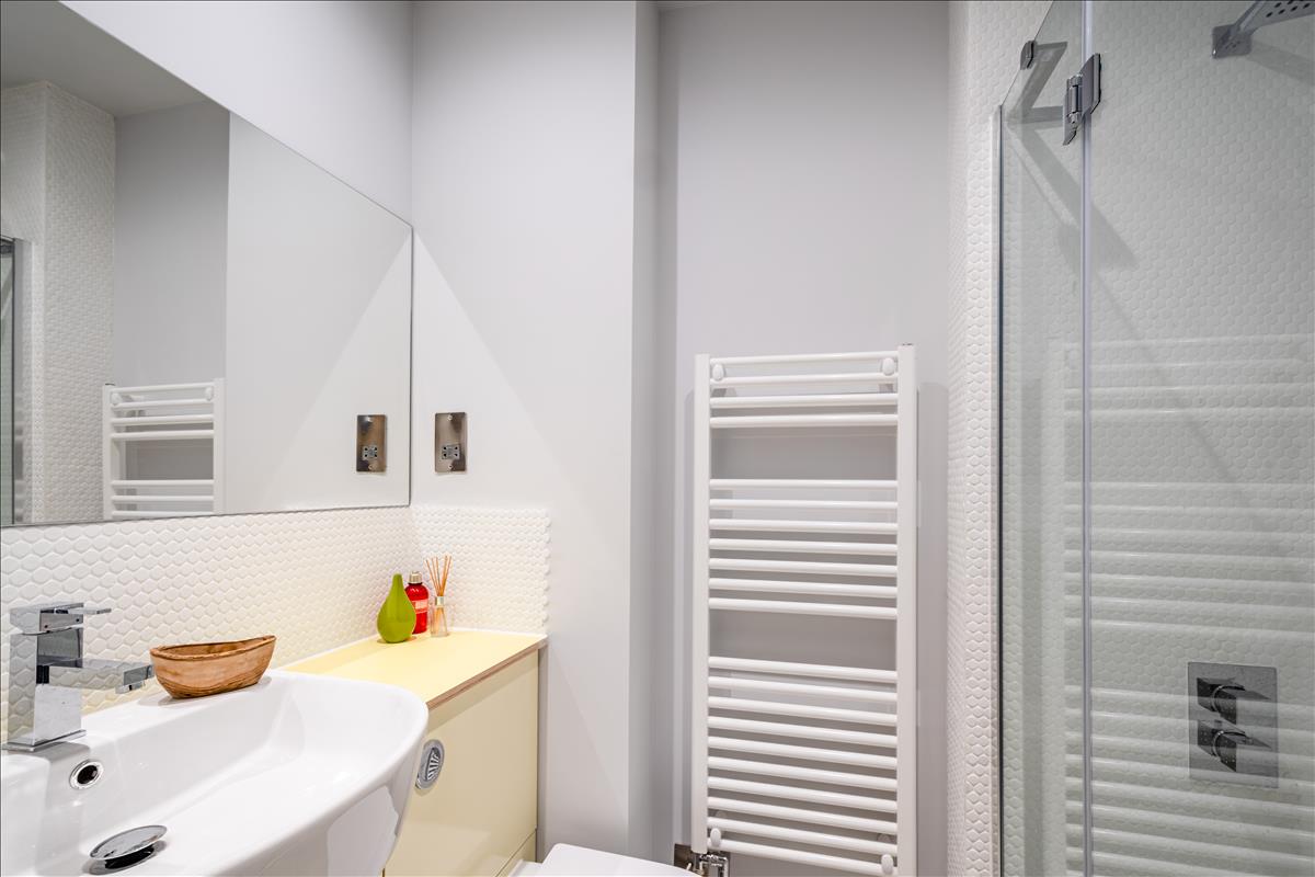 Property Image ce3baab0-1996-4c70-8e99-3c474a237c80