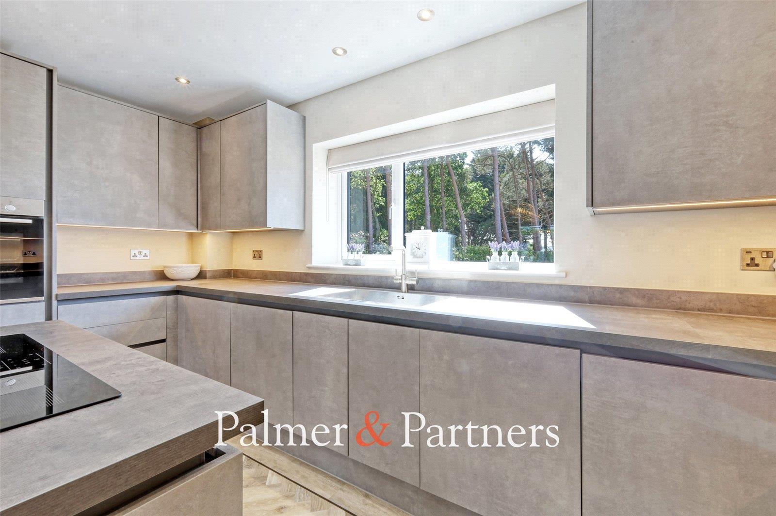 Property Image ce49bb6c-f03e-44d3-8a16-3e41265139e2