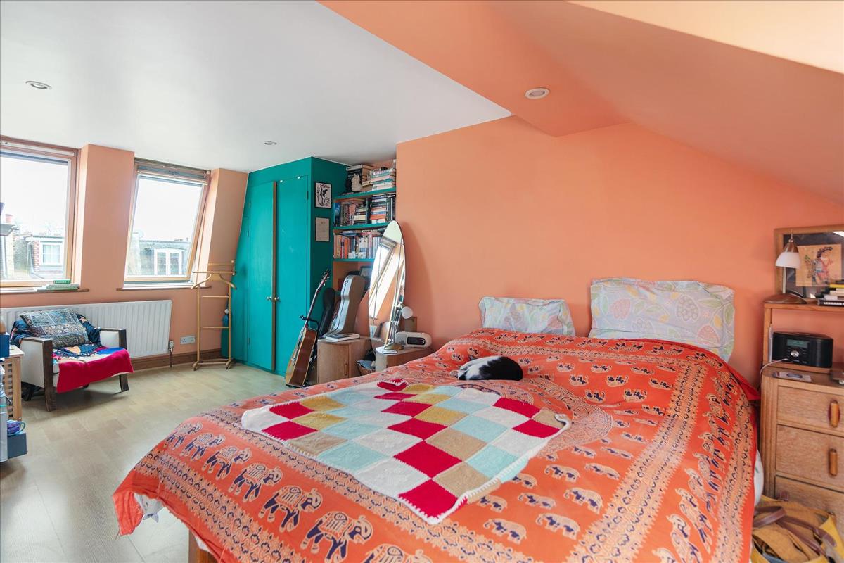 Property Image ce52939a-7df3-4c15-83c5-58f88474a028