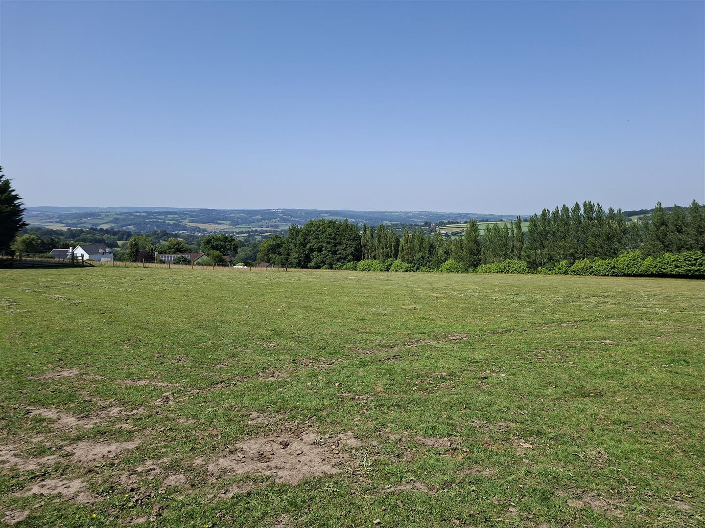 Property Image ce5479d6-e2e0-4ccc-abee-14eb2d64fc1a