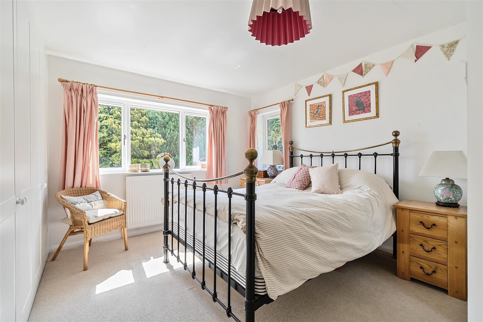 Property Image ce61d8b3-1268-4ef2-80e1-e850924f1642
