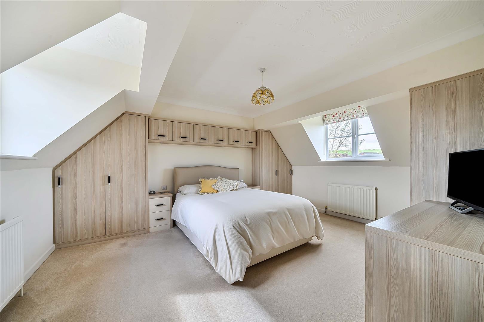 Property Image ce73cfc7-ef9f-4593-8b91-7a9a8f69bed7