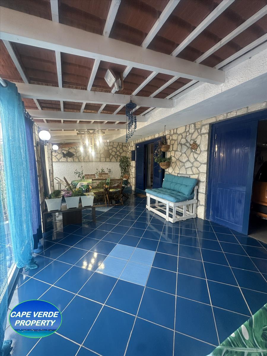 Property Image ce7bd24f-8813-4103-a6f9-0efcdf3dfad8