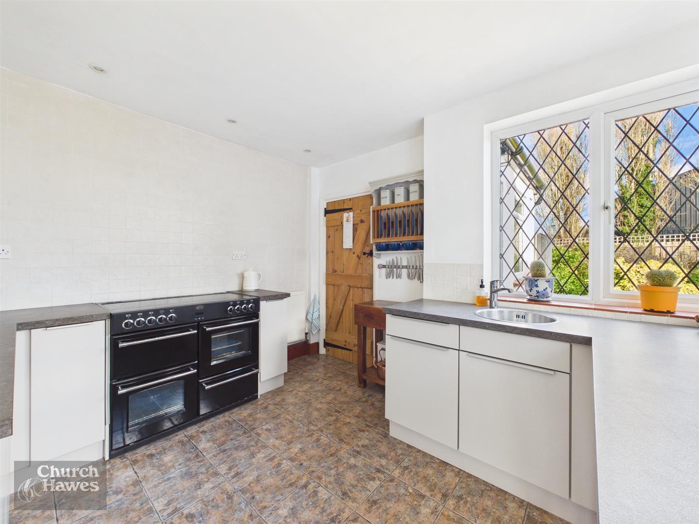 Property Image ce93fb94-b03c-421d-b992-fedc5ca5fc74