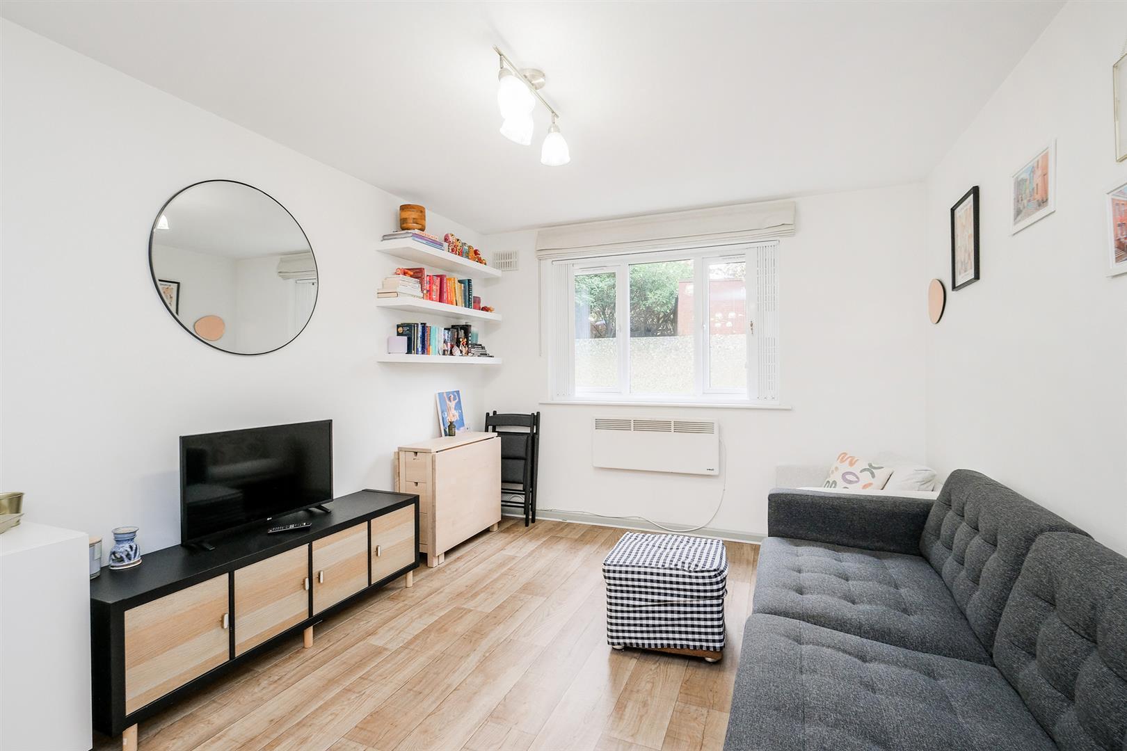 Property Image cead9f49-4dfd-4c97-bc82-0e1b8a15c9d8