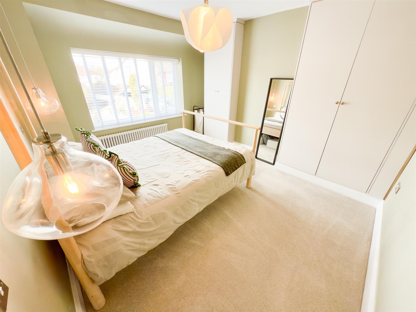 Property Image cec80ea9-62b3-4495-8c95-e3c583d520bd