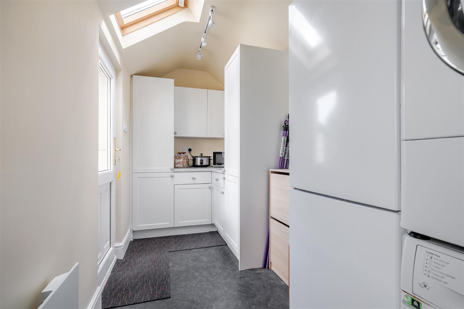 Property Image cedade61-6699-4b4d-bd35-e63c773167f5