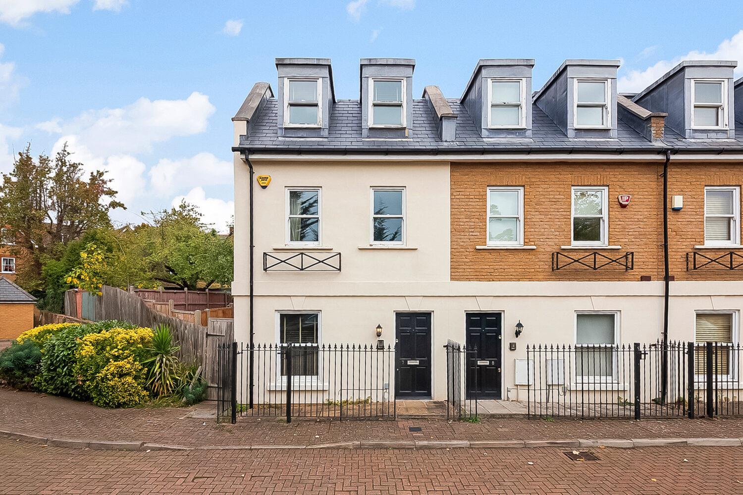 Property Image cf033482-2070-46aa-9d07-c24511595820