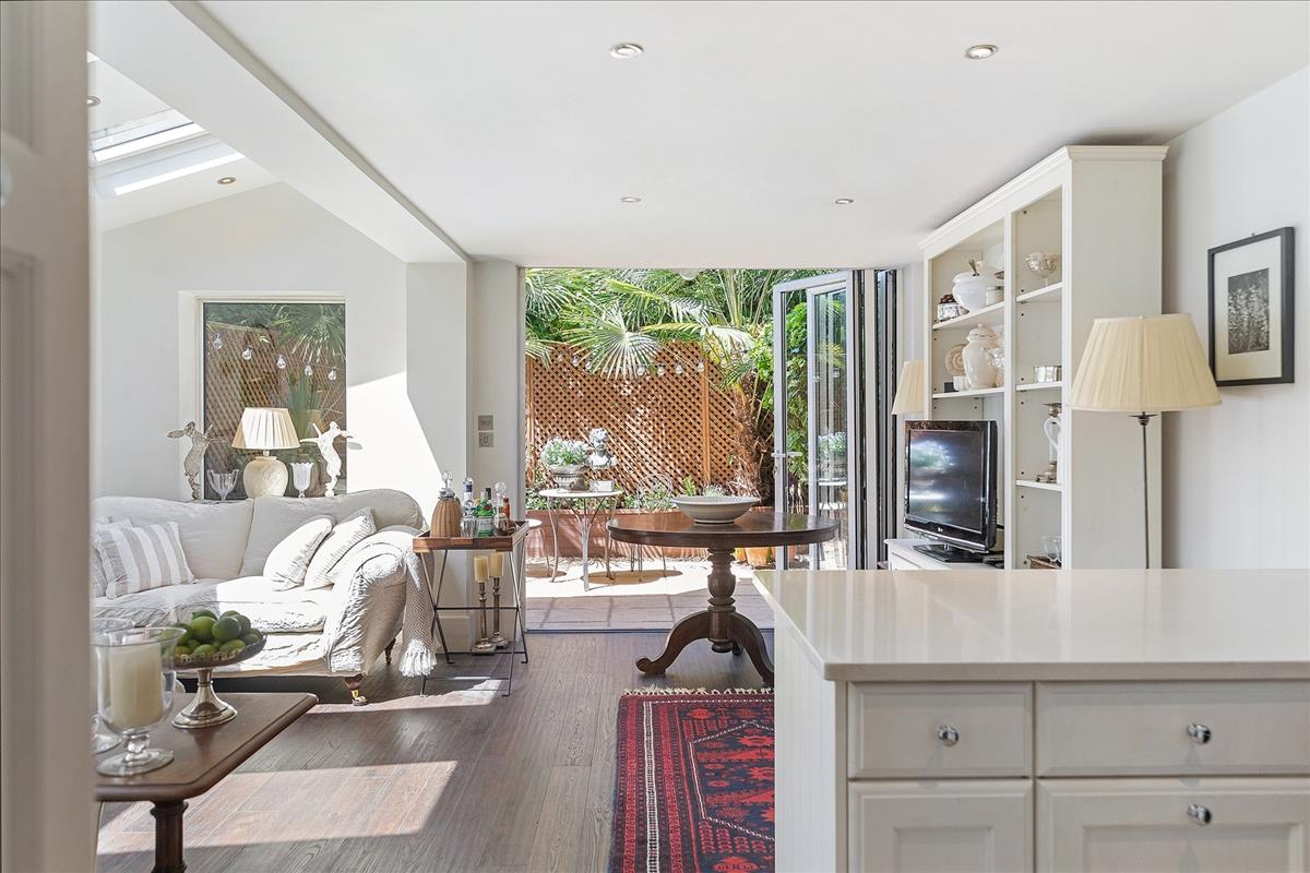 Property Image cf0ef0e6-23c6-4738-9bc6-fa3ca5c62ce0