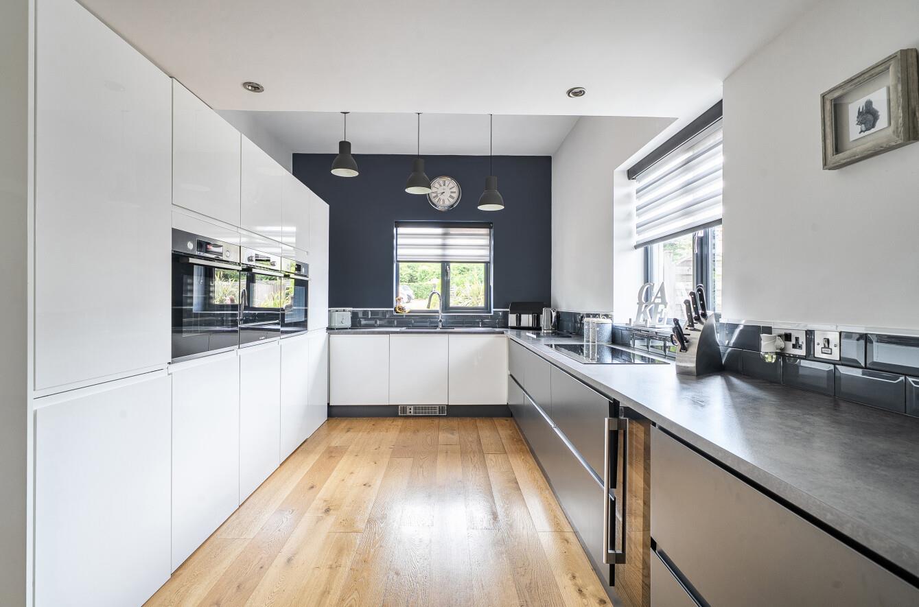 Property Image cf120c97-c7e2-461c-8847-857f7b258364