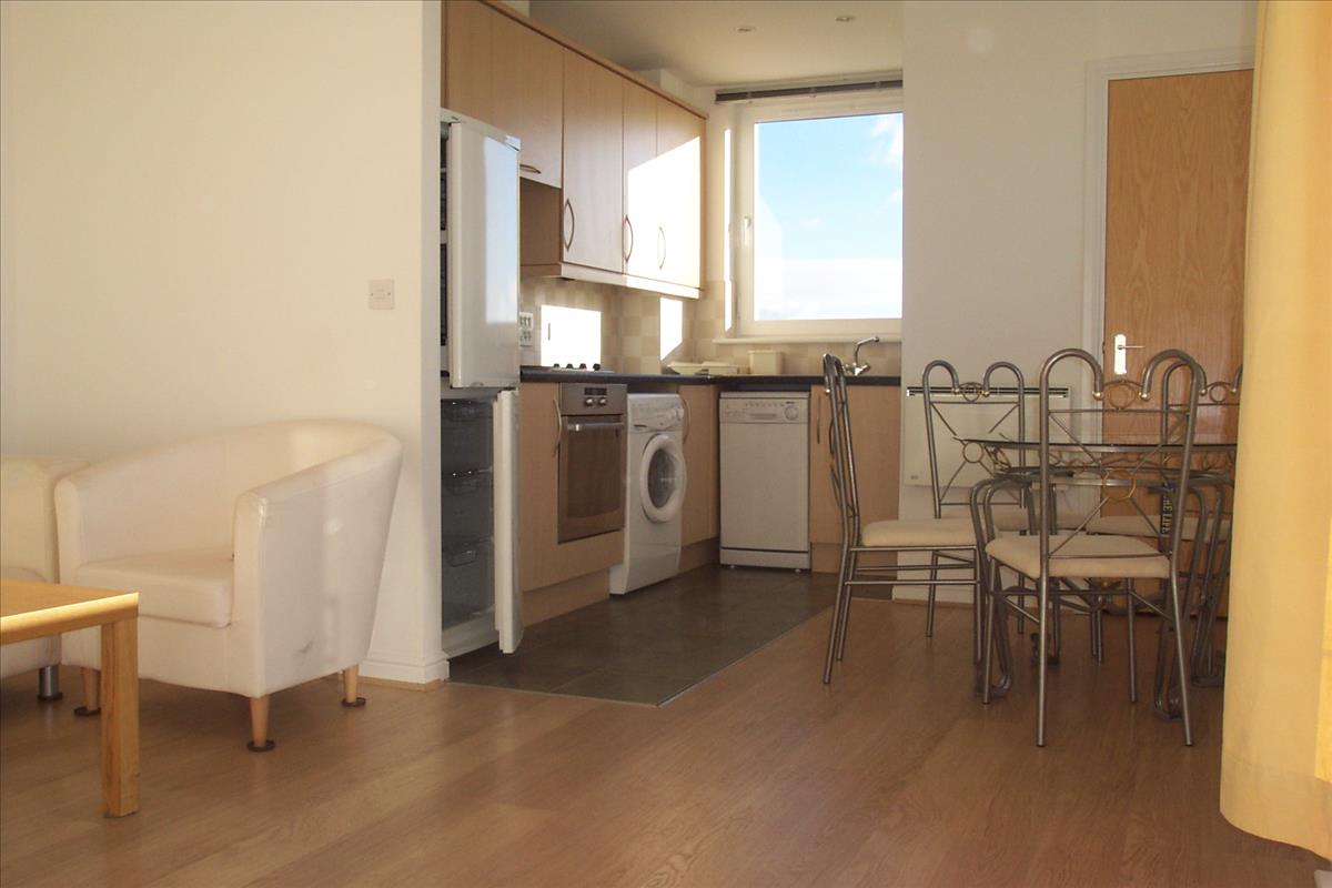 Property Image cf222435-eab3-4457-b784-37512b221392