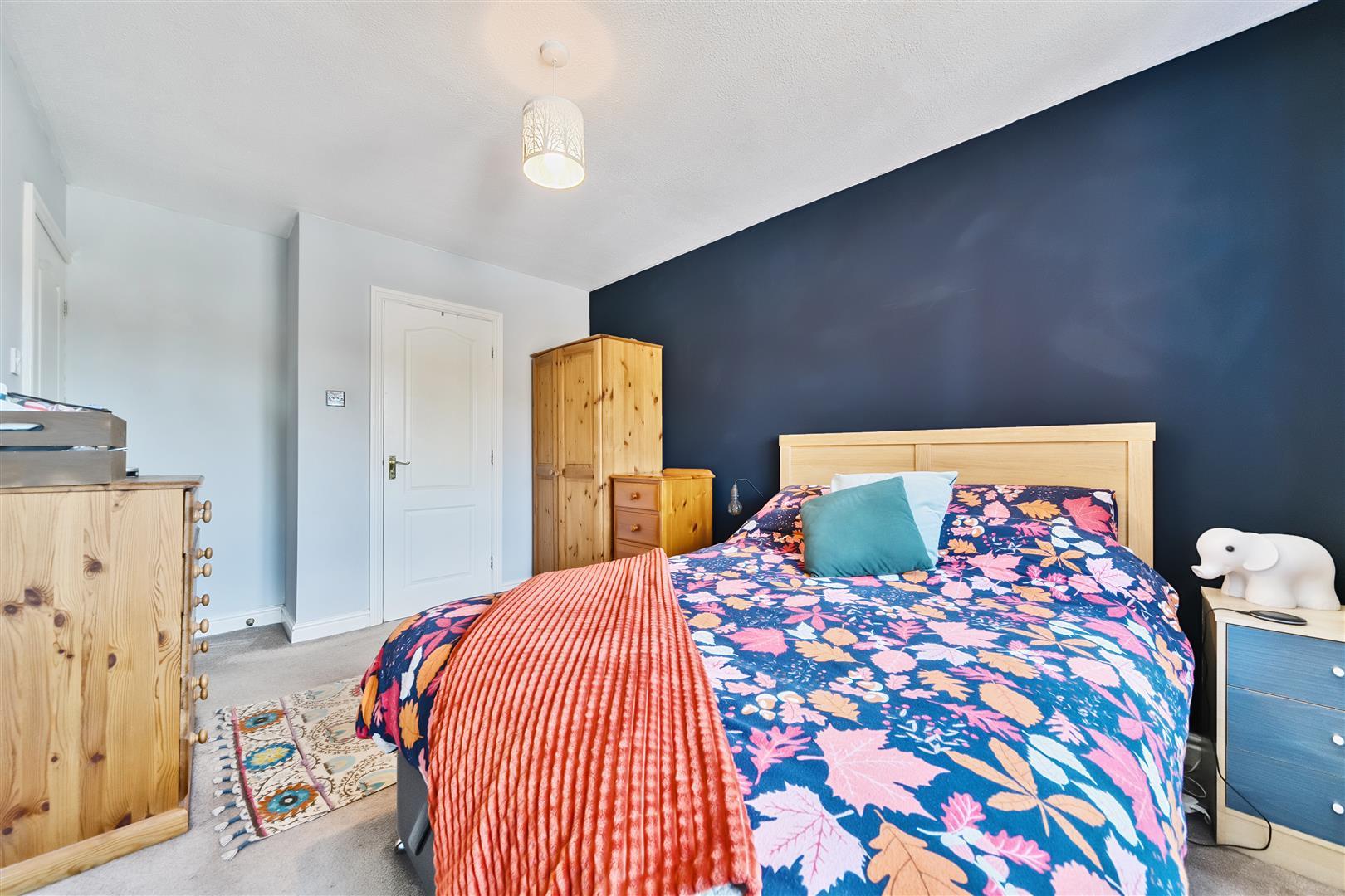 Property Image cf29e7e8-404e-4929-94f2-0415a7123f7e