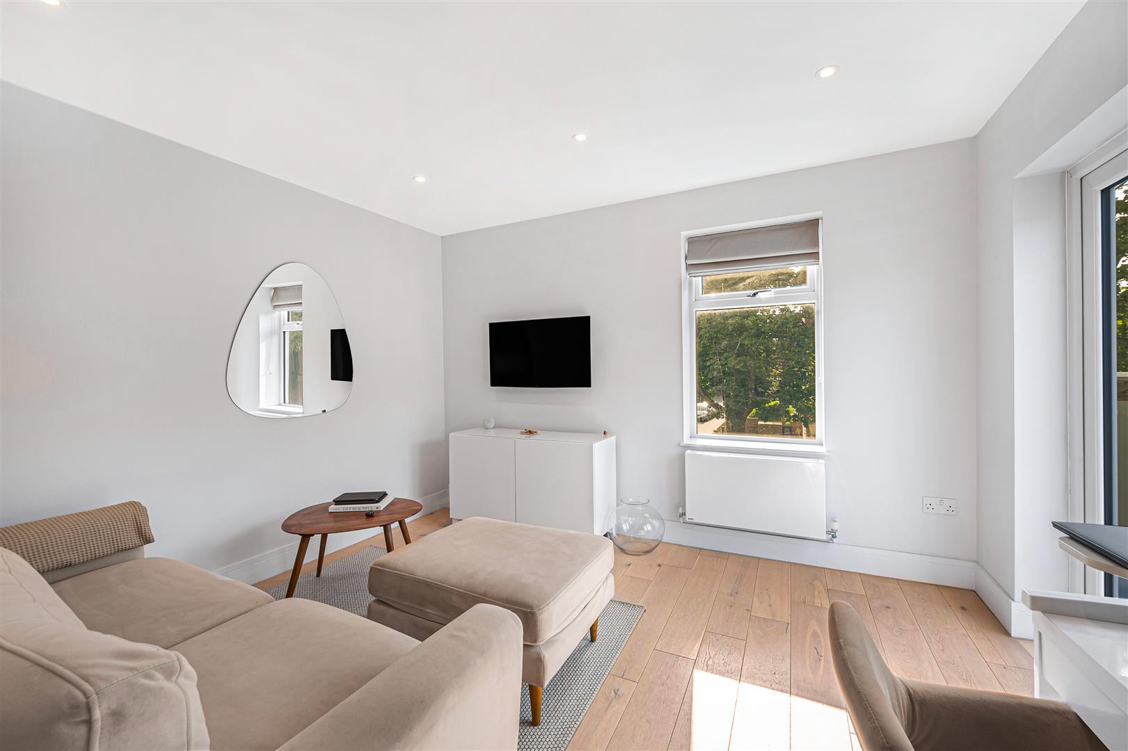 Property Image cf336df6-bf17-4d0b-a25a-fa17d6561c19