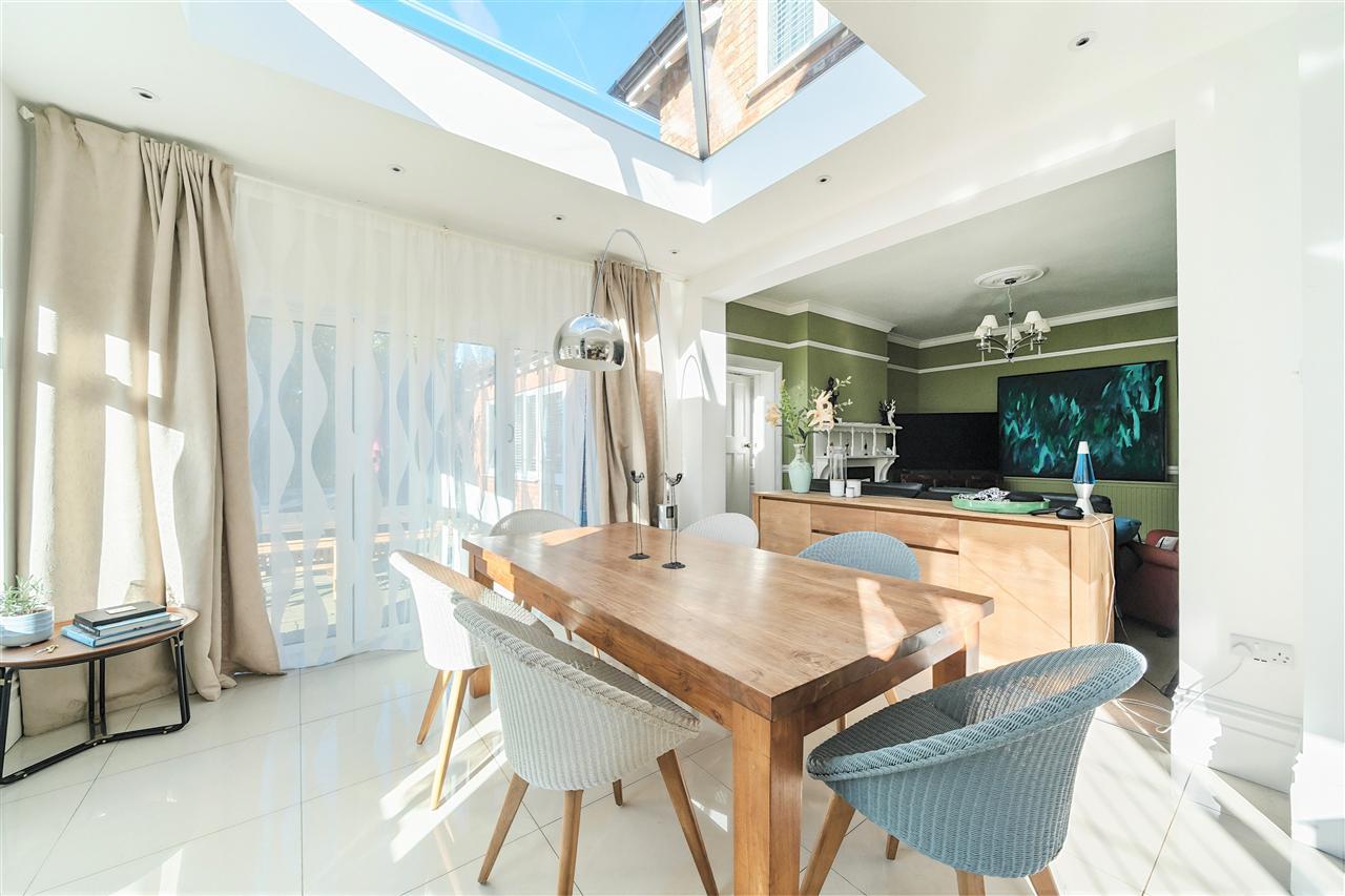 Property Image cf3be21f-fc5f-45ea-be57-6836b1983f95