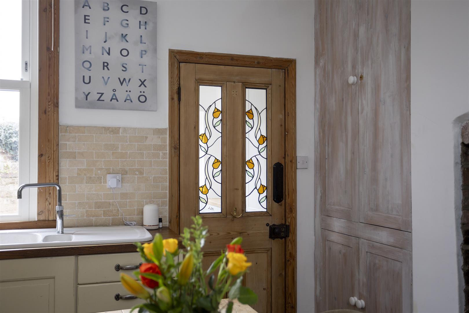 Property Image cf3ecb18-770e-46fc-ad92-23ac3c0785ed