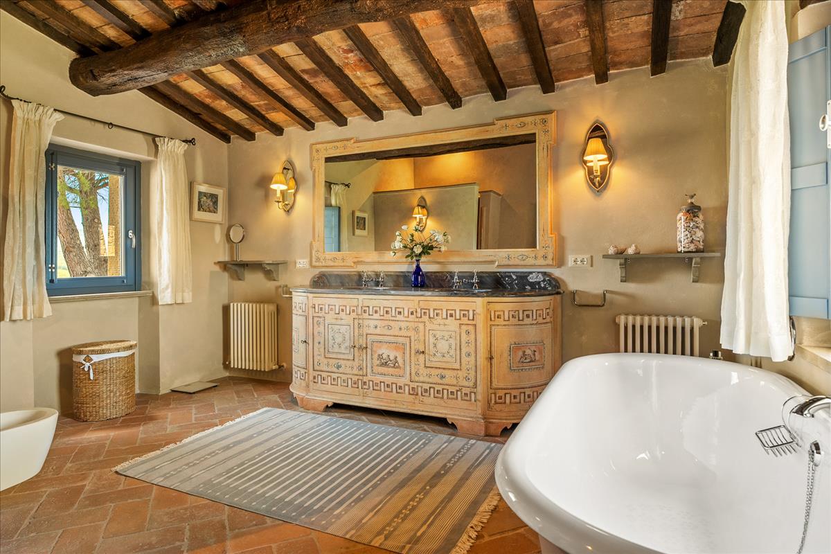 Property Image cf40062f-2d59-48d5-93b8-c85916c66ade