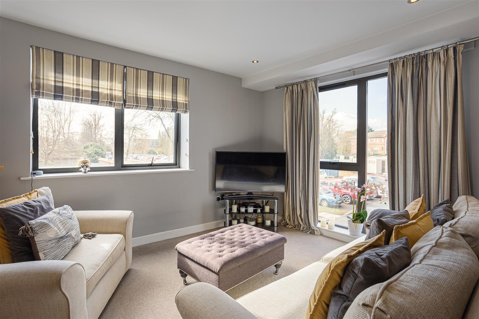 Property Image cf61ded0-b7e2-4739-b9d9-e0160402ce9e