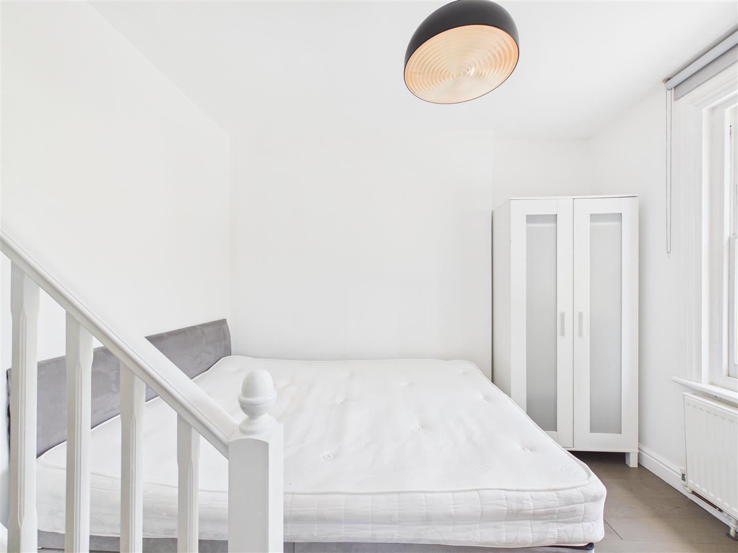 Property Image cf67da69-f752-4034-93b5-ec3b6644e498