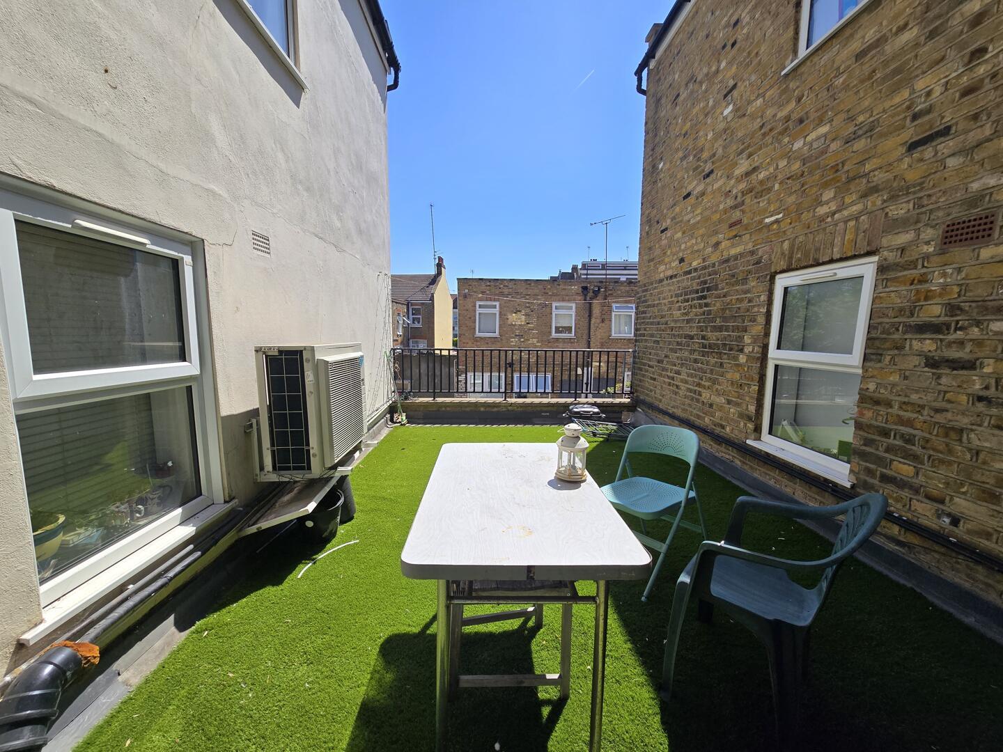 Property Image cf6f7167-dd83-45df-8ca2-43c65b3c6573