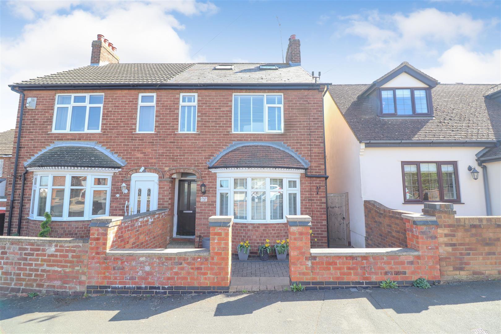 Property Image cf73c072-c978-41a0-8ebf-64101a2953db