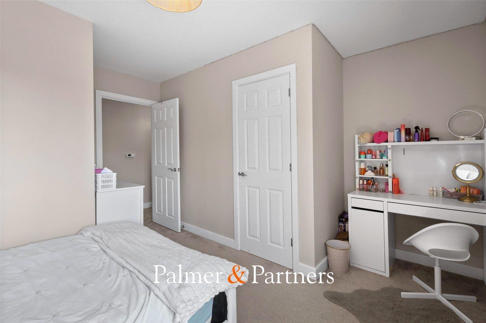 Property Image cf74e001-ede4-4f4d-8fc7-1e766c881f44
