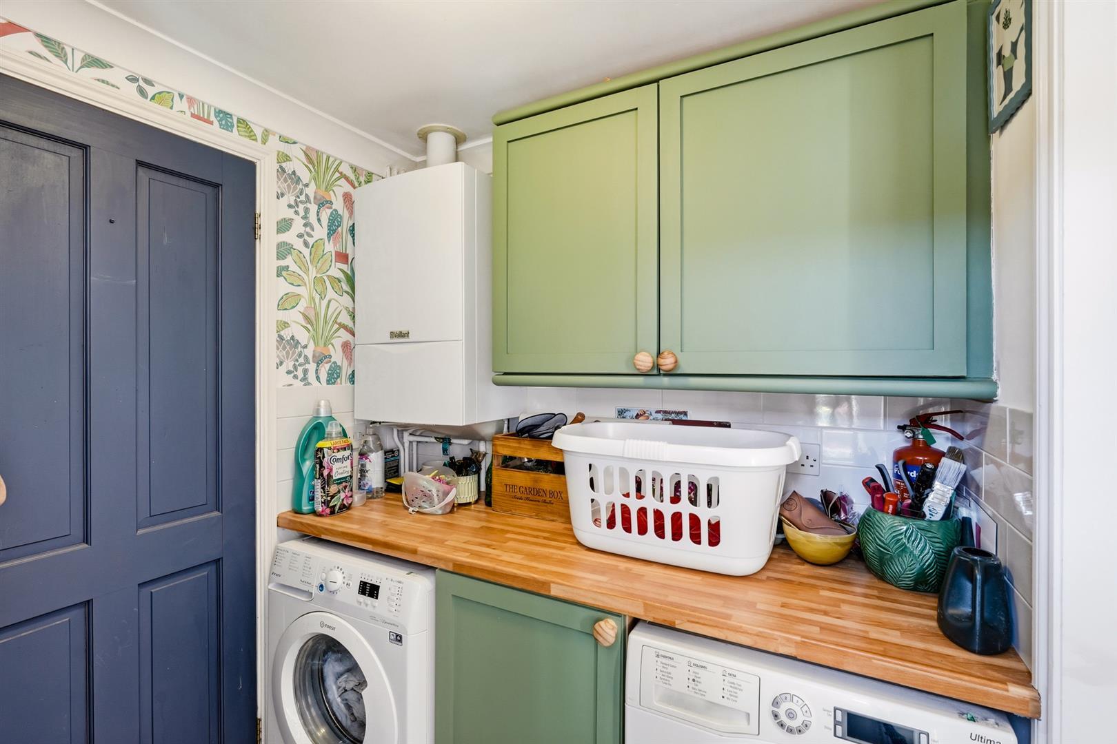 Property Image cf81b45b-b4f0-42b2-9bfe-de620f2ac8e1