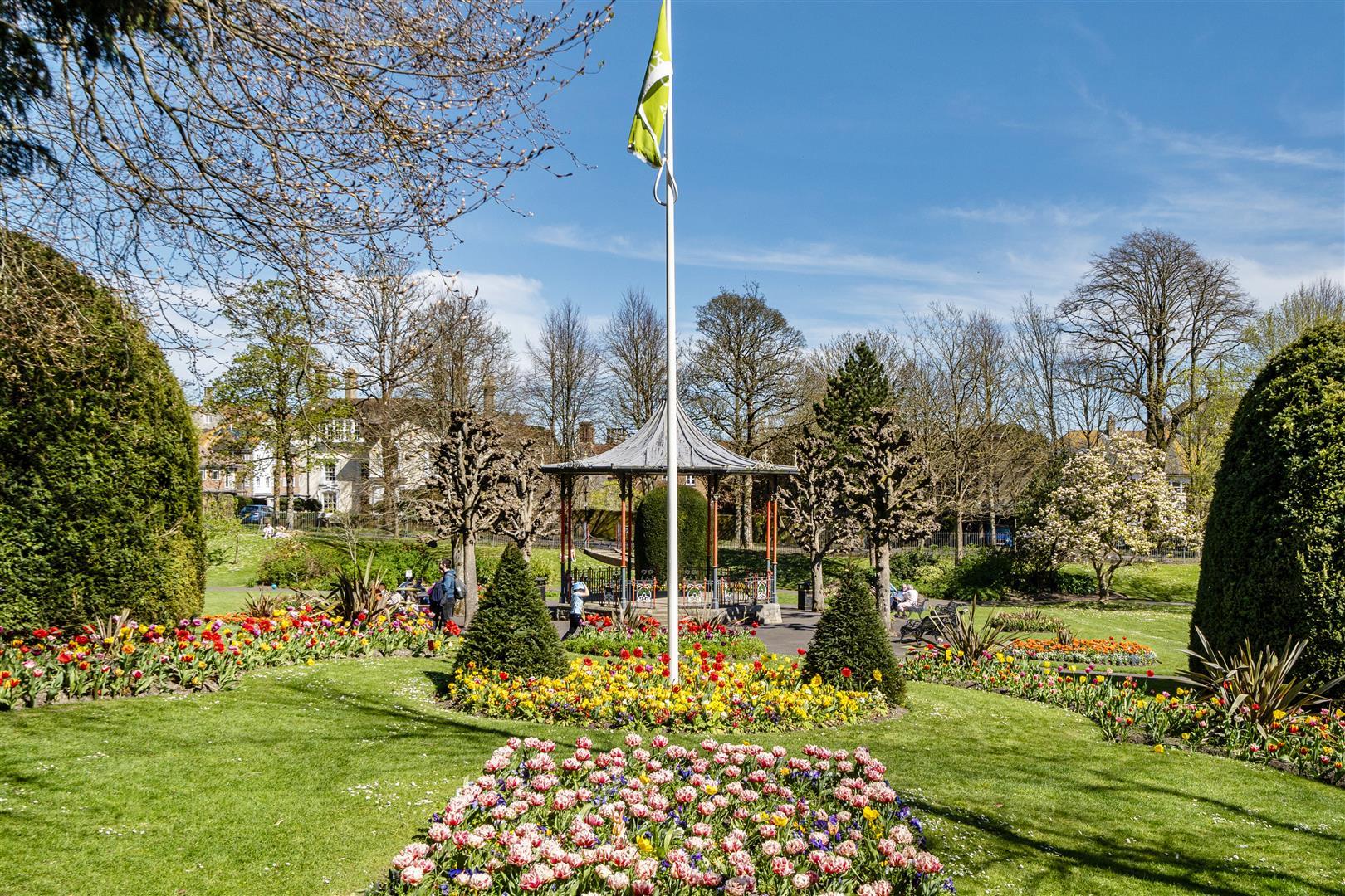 Property Image cf89d83b-d3ee-4b18-98d4-a81a8bcf6a35