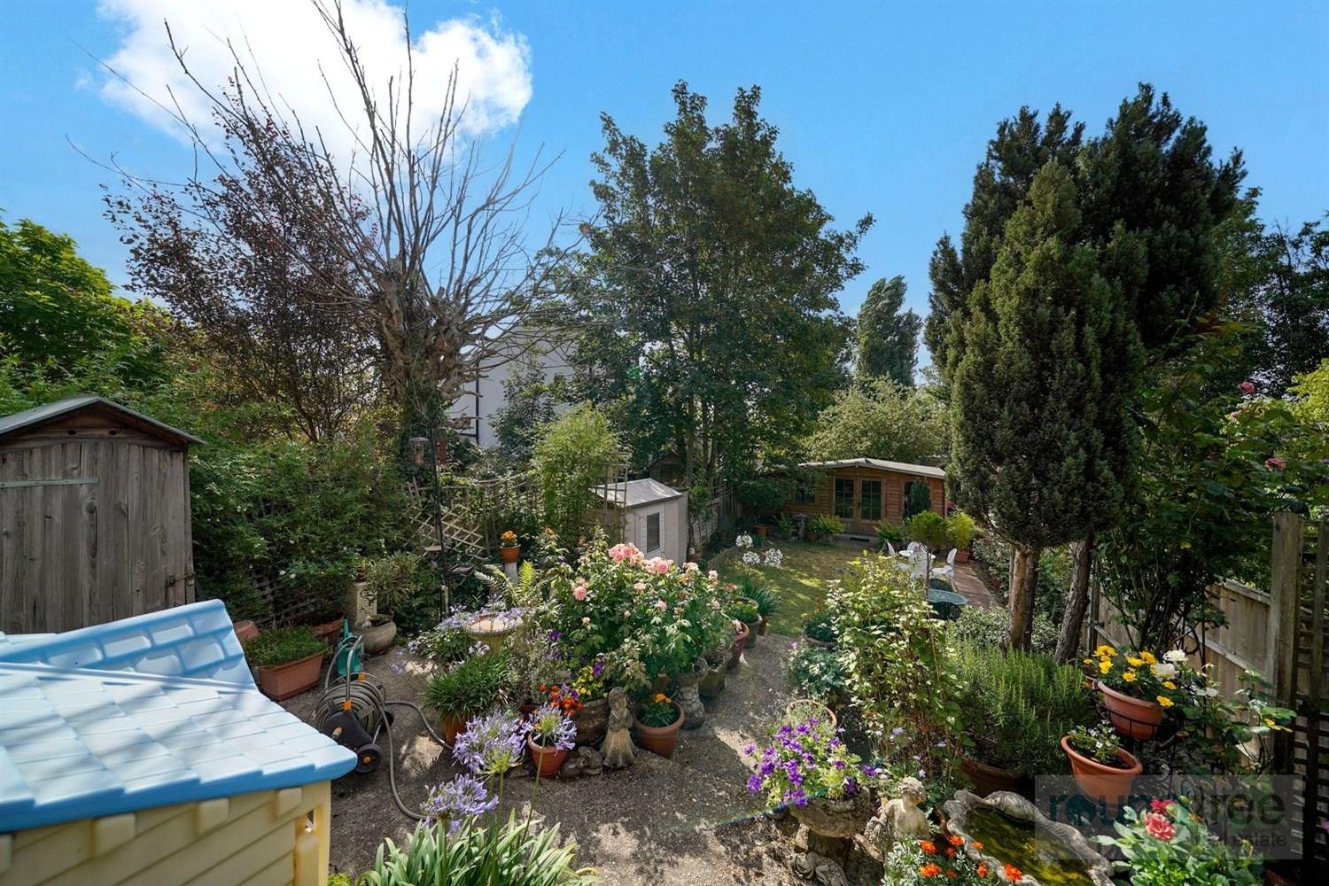 Property Image cf977e37-0e87-4ef4-b0eb-d4472c424e00
